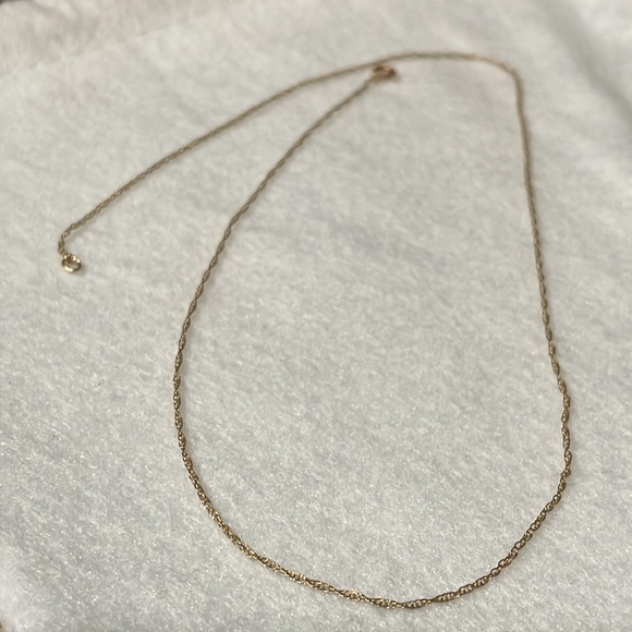 14K Yellow Gold Thin Rope Chain💛 - Picture 4 of 6